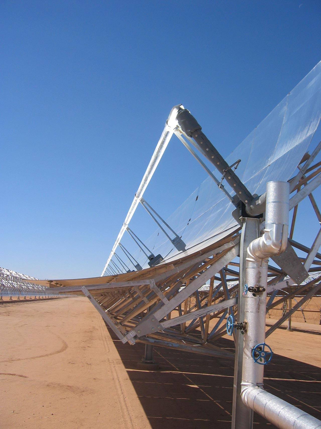 canal-parabolico-schott-Solar-Concentra
